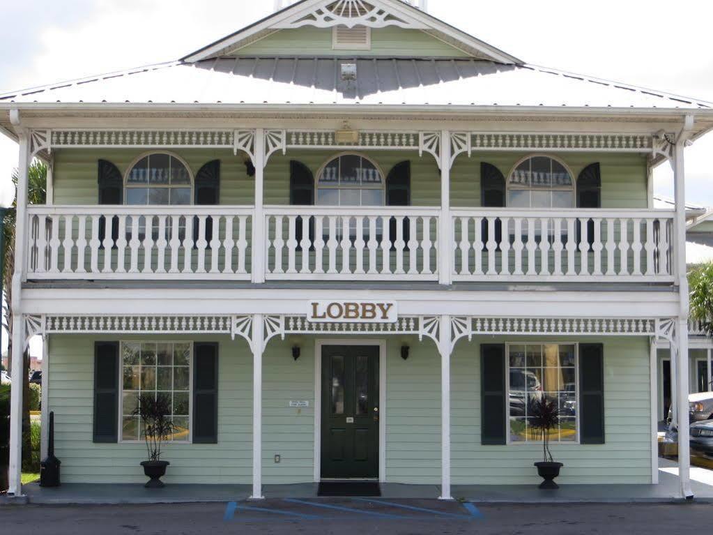 Super 8 By Wyndham Foley Motel Exterior photo
